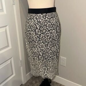 Lace Overlay Pencil Skirt​